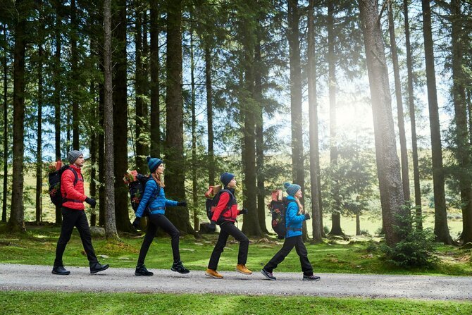 Regatta discount code banner - family going hiking